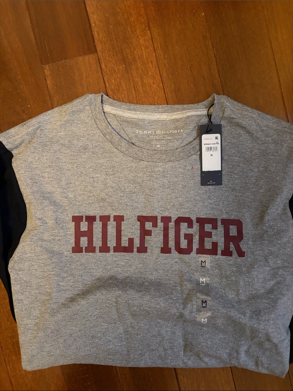 Tommy Hilfiger Gray Tee with Maroon HILFIGER Logo